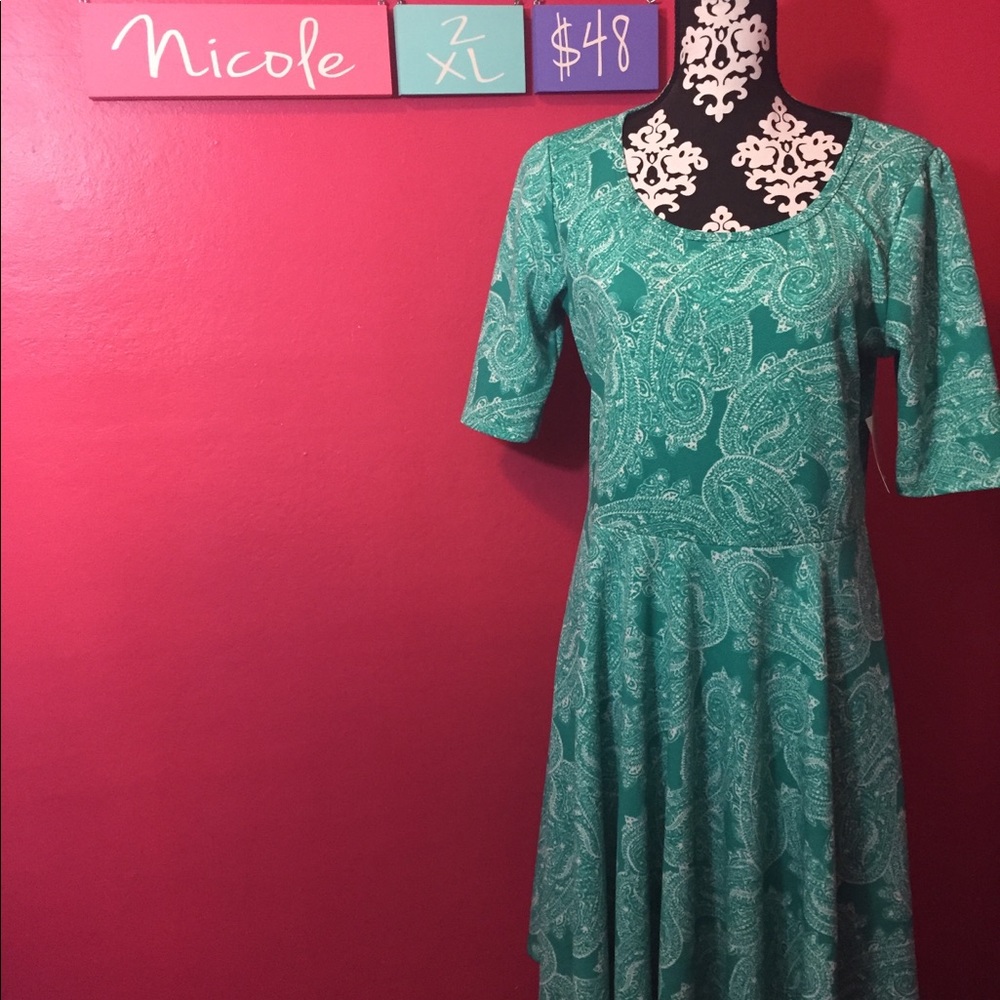 Turquoise 2xl LuLaRoe Nicole!